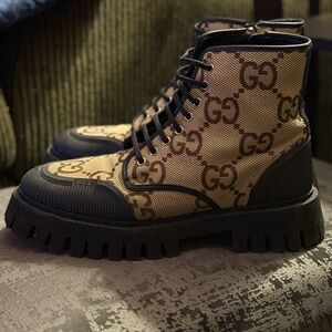 Gucci Maxi GG Men’s Sz US 11 monogram lace up/side zip boots